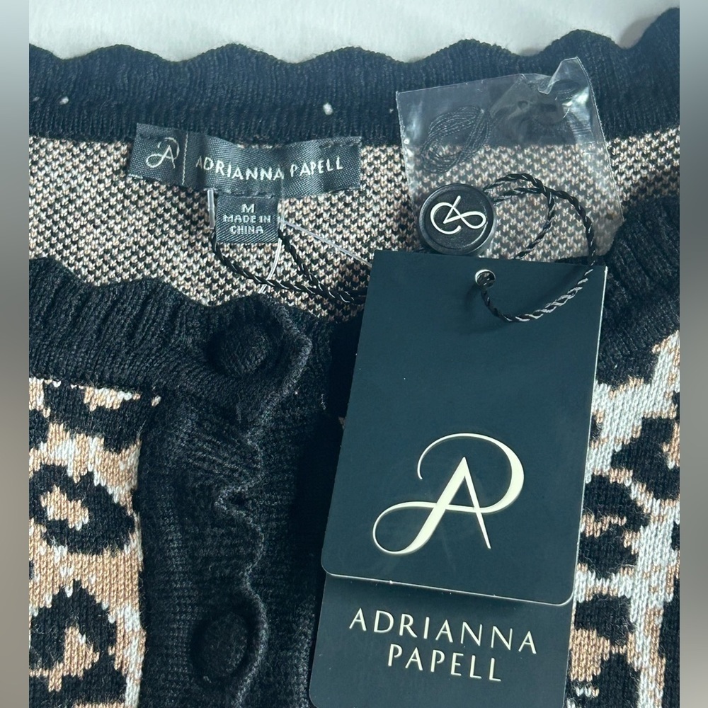Adrianna Papell NWT Short sleeve leopard Knit Cardigan size med cozy layering - Picture 6 of 11